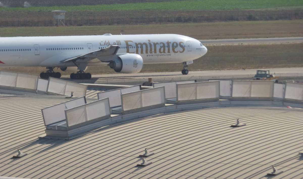 The new BMW Magna Motors dealership in Uruguay installs a Kortex E barrier