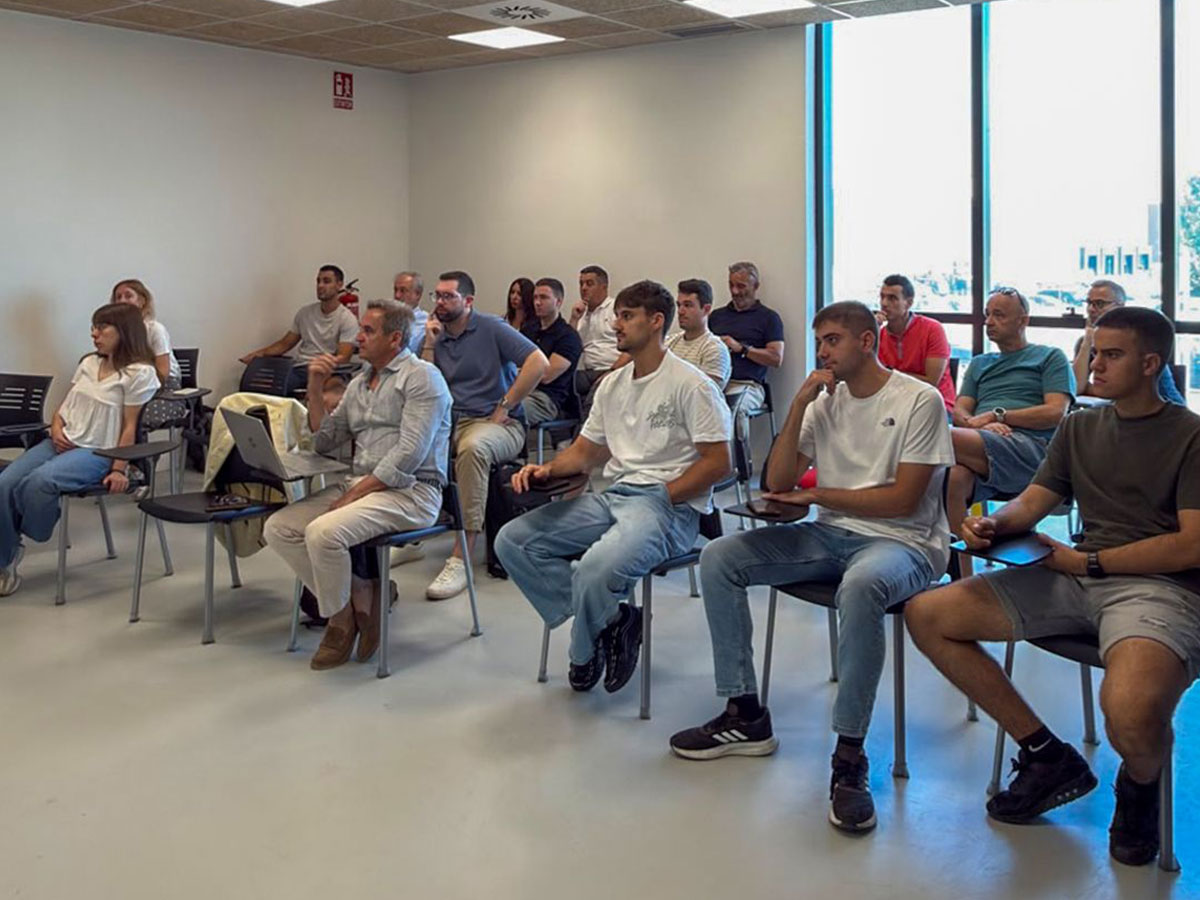 The new BMW Magna Motors dealership in Uruguay installs a Kortex E barrier